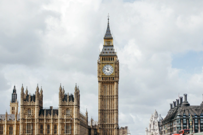 考研出分后，去英国留学要满足什么条件？附申请方案！