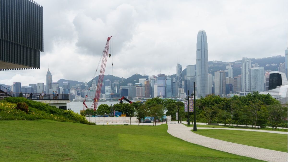 香港留学：通过留学拿香港身份可行吗？