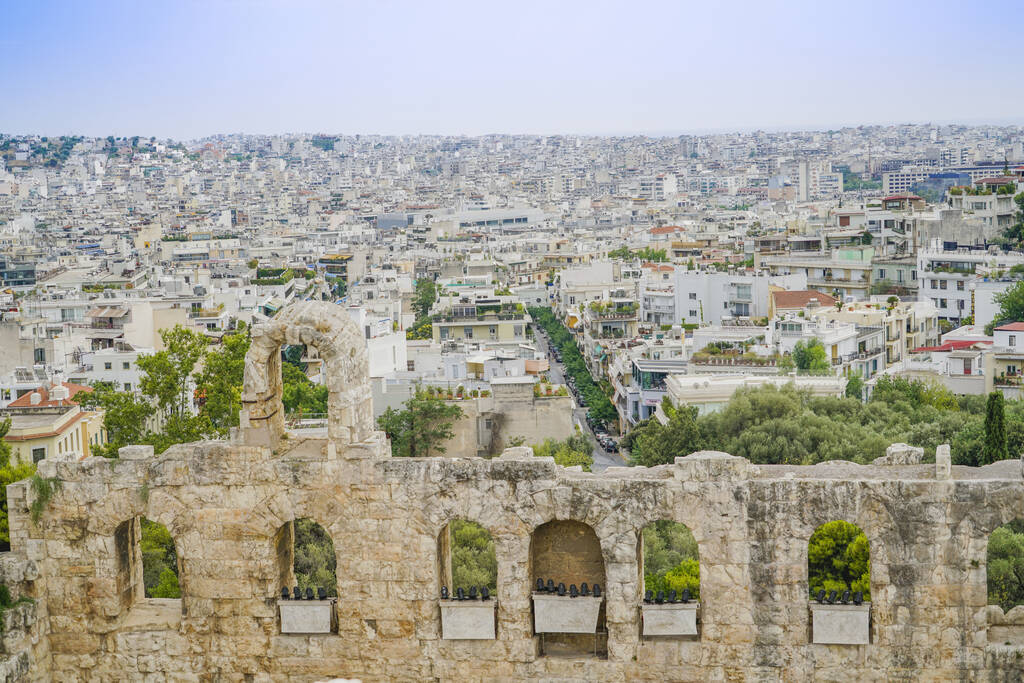 希腊黄金签证全解析：热度背后的真相、风险与抉择