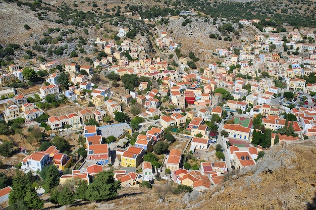 欧洲移民 “性价比之王”，希腊凭什么一直火？